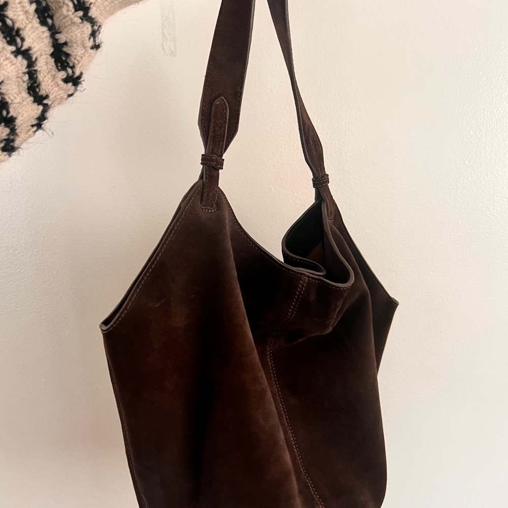 Elegant Brown Suede Minimalist Tote Bag - Picture 5 of 9